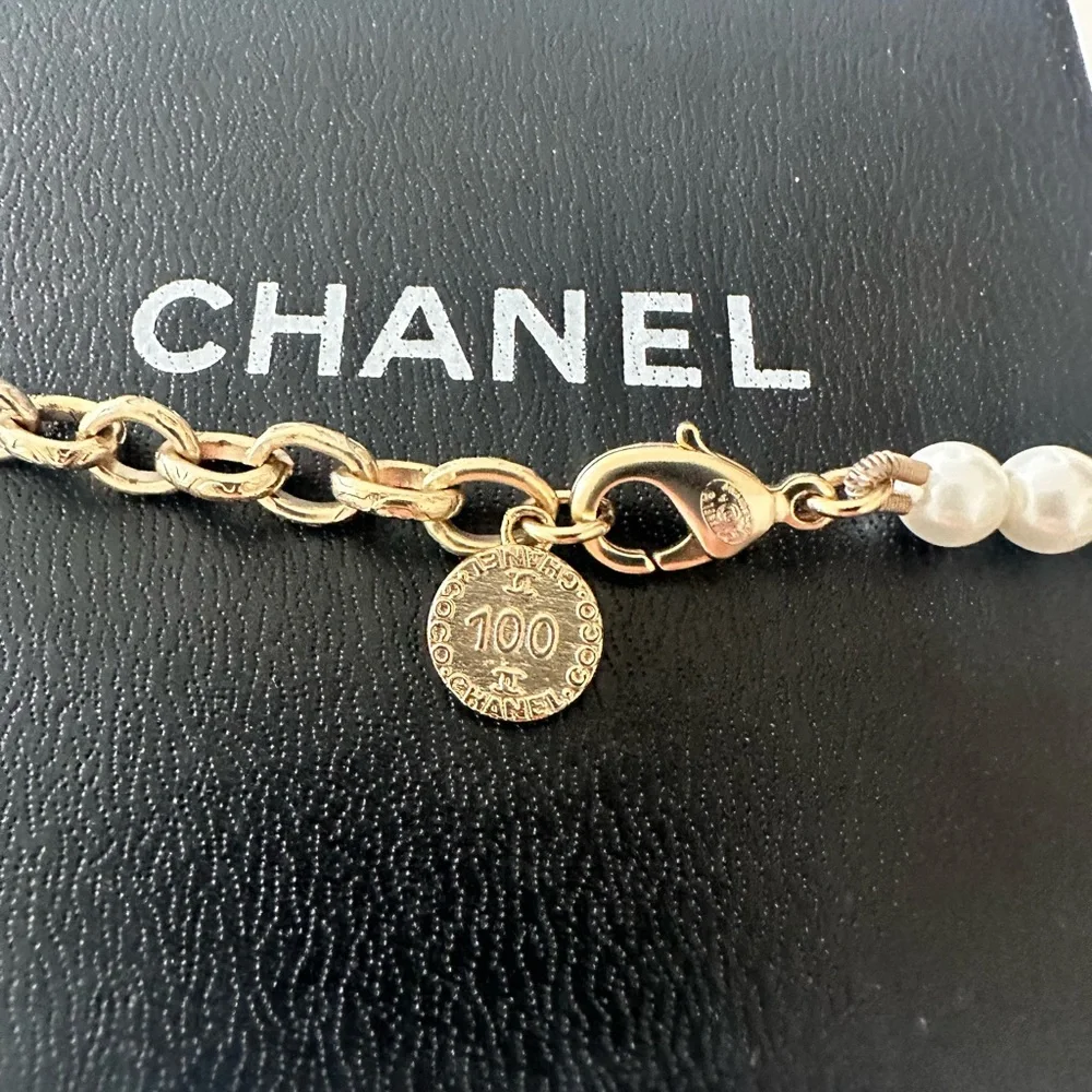 CHANEL White Pearl CC Necklace 18” - Picture 5 of 5